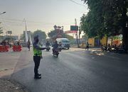 Satlantas Polresta Karawang Rutin Laksanakan Pengaturan Lalu Lintas Guna Cegah Kemacetan hingga Laka Lantas