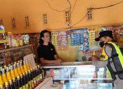 Prekat Polsek Banyusari Gelar Razia Miras Demi Ciptakan Situasi Kamtibmas Kondusif