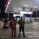 Pawas Polsek Rangkasbitung Polres Lebak Patroli Dialogis Ke SPBU Jaura Antisipasi Gangguan Kamtibmas