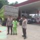 Polsek Rangkasbitung Polres Lebak Pantau Stok BBM di SPBU,Antrian Terpantau Lancar