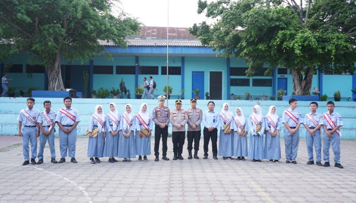 Polres Cilegon Tanamkan Kesadaran Antitawuran dan Antibullying melalui Program Polisi Peduli Pendidikan